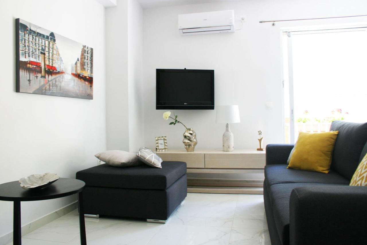 Socrates By Heloni Apartments Athén Kültér fotó