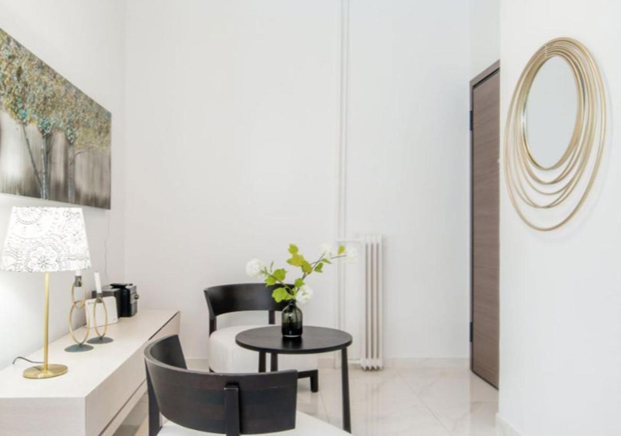 Socrates By Heloni Apartments Athén Kültér fotó